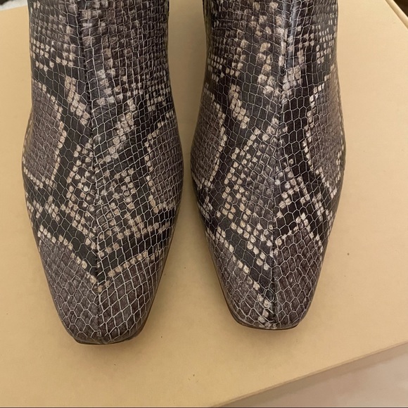 LOQ Matea Booties in Mink Python Size EU40 (US9-9.5) - Picture 5 of 13